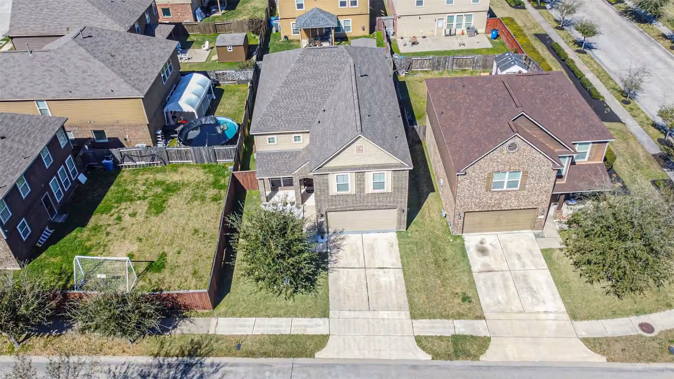 Photo 3 of 14723 Nickel Plank Road, Houston, TX