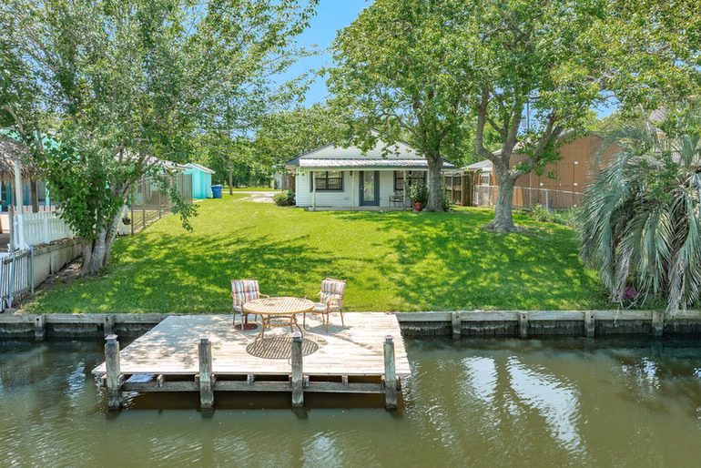 Photo of 123 County Road 458D Drive, Angleton, TX
