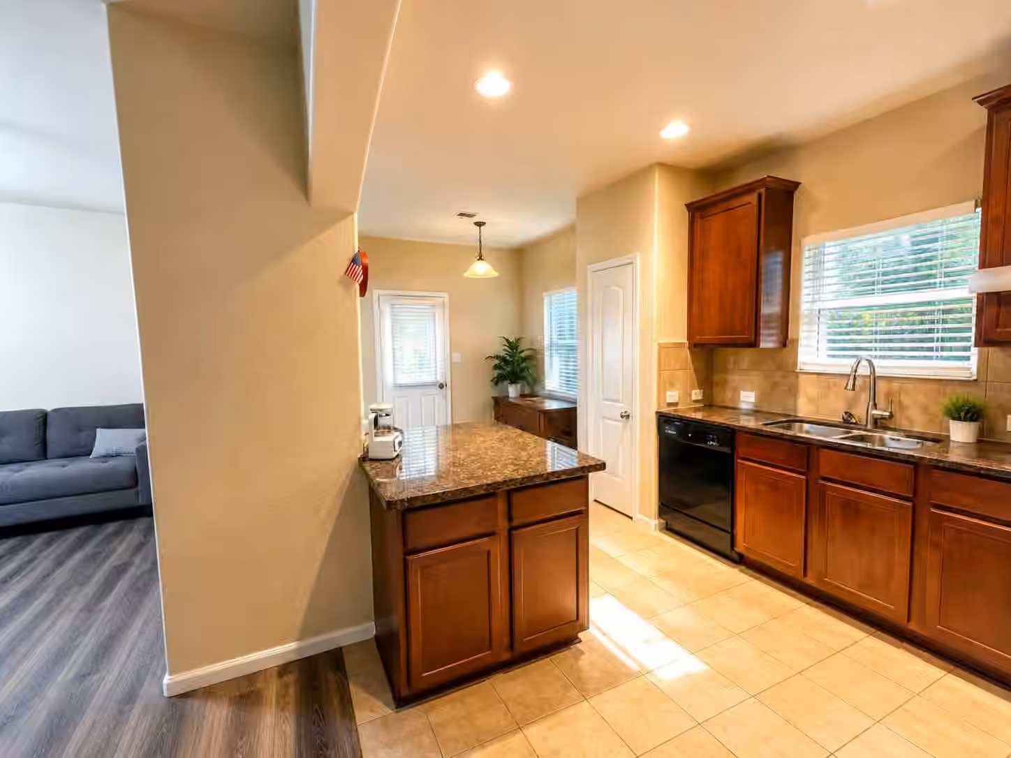 Photo 5 of 7306 Granite Terrace Lane, Houston, TX