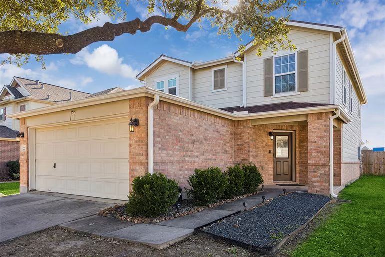 Photo 2 of 12223 Windsor Bay Court, Tomball, TX