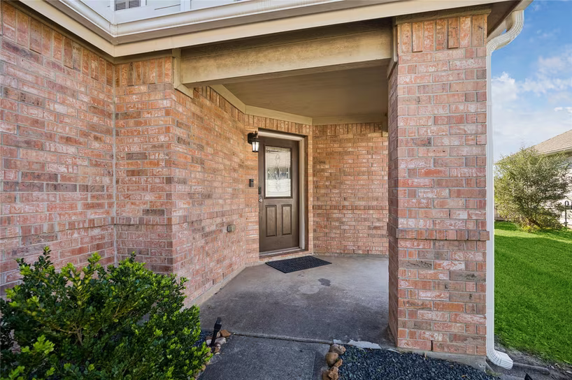 Photo 3 of 12223 Windsor Bay Court, Tomball, TX