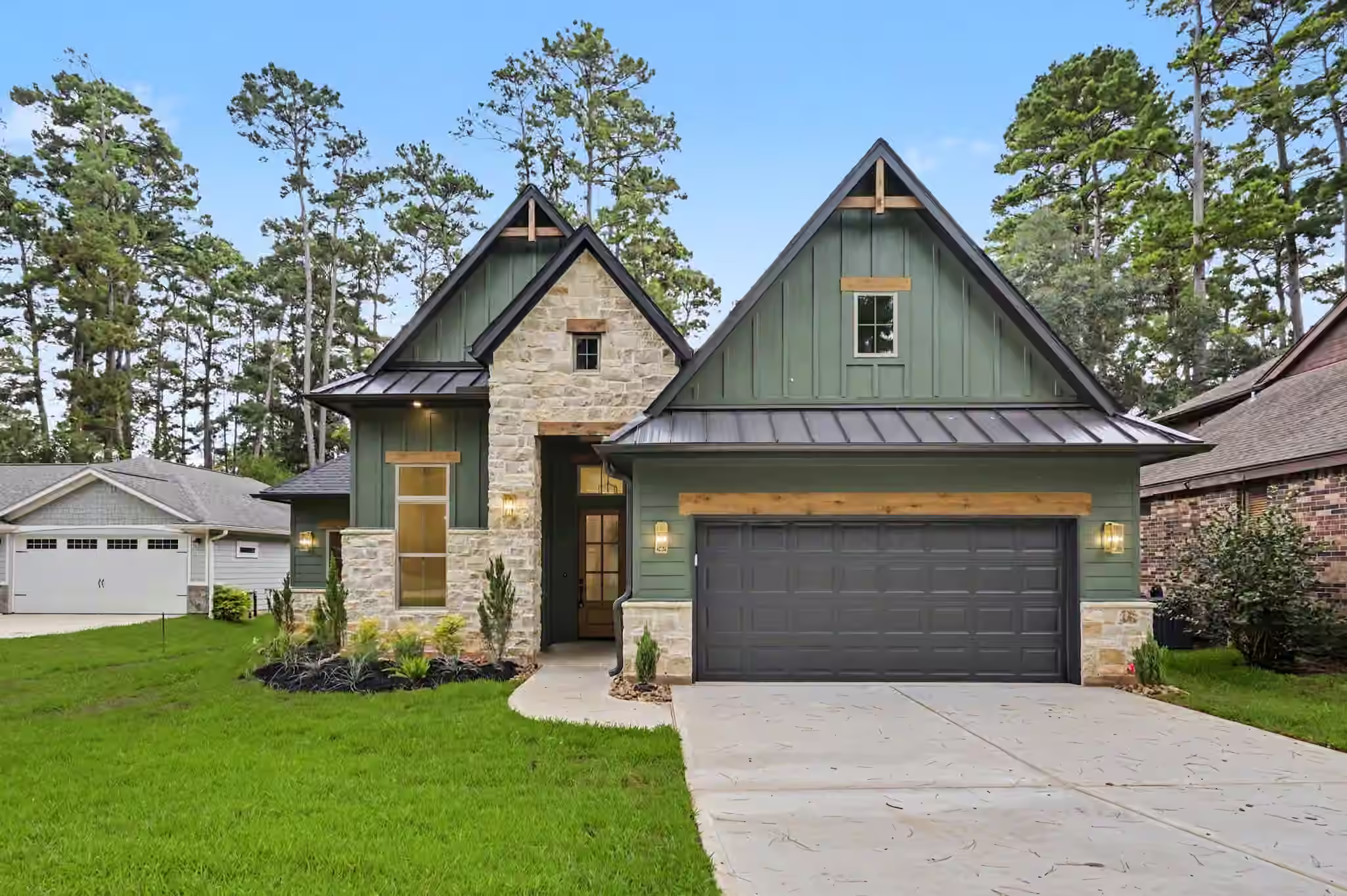 Photo of 13962 Dolphin Drive, Willis, TX 77318