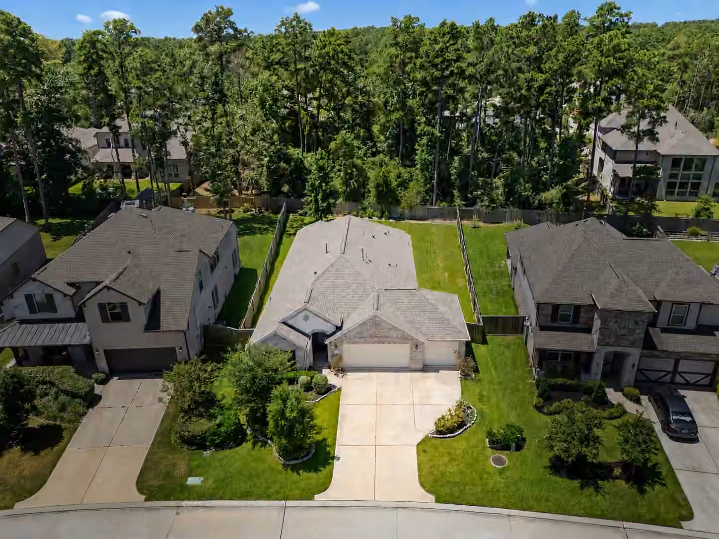 Photo 2 of 247 Scarlet Maple Way, Conroe, TX
