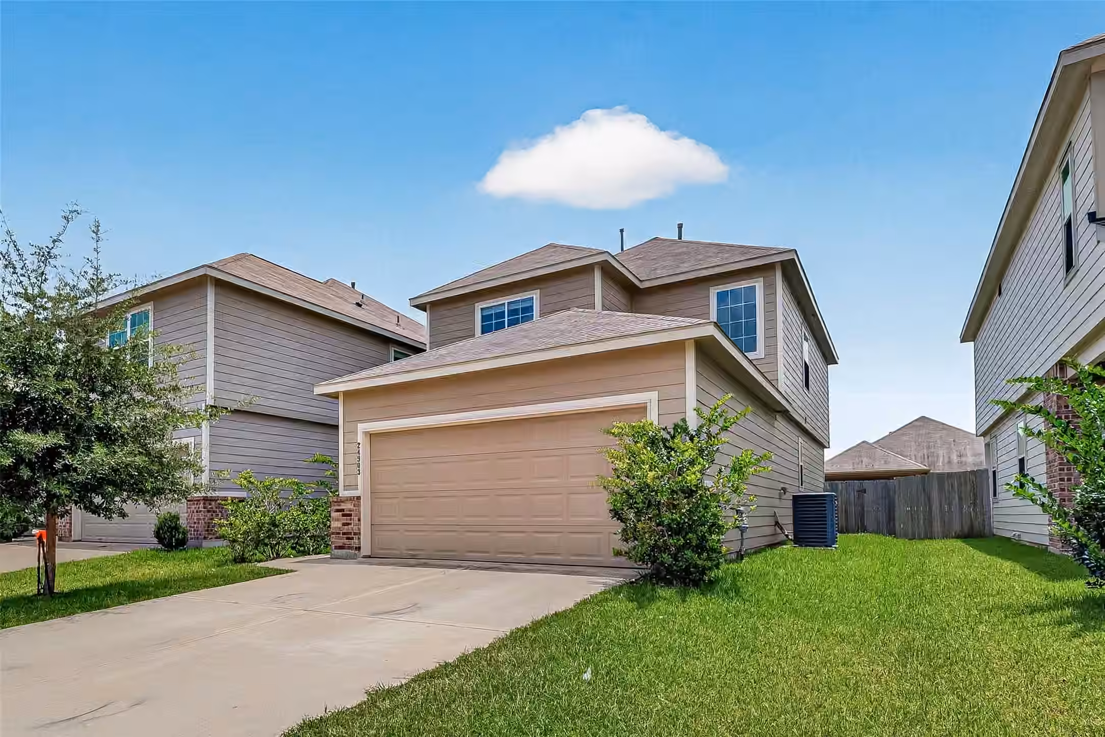 Photo 2 of 24903 Lorenzo Glaze Trail, Katy, TX