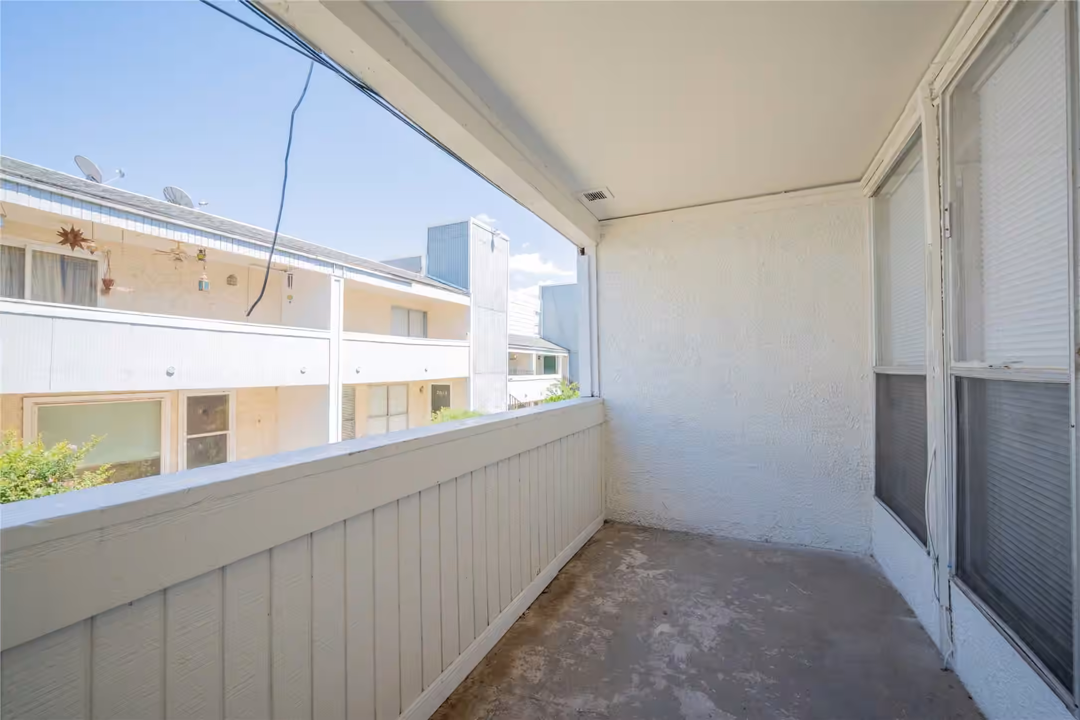 Photo 4 of 781 Country Place Drive 2052, Houston, TX