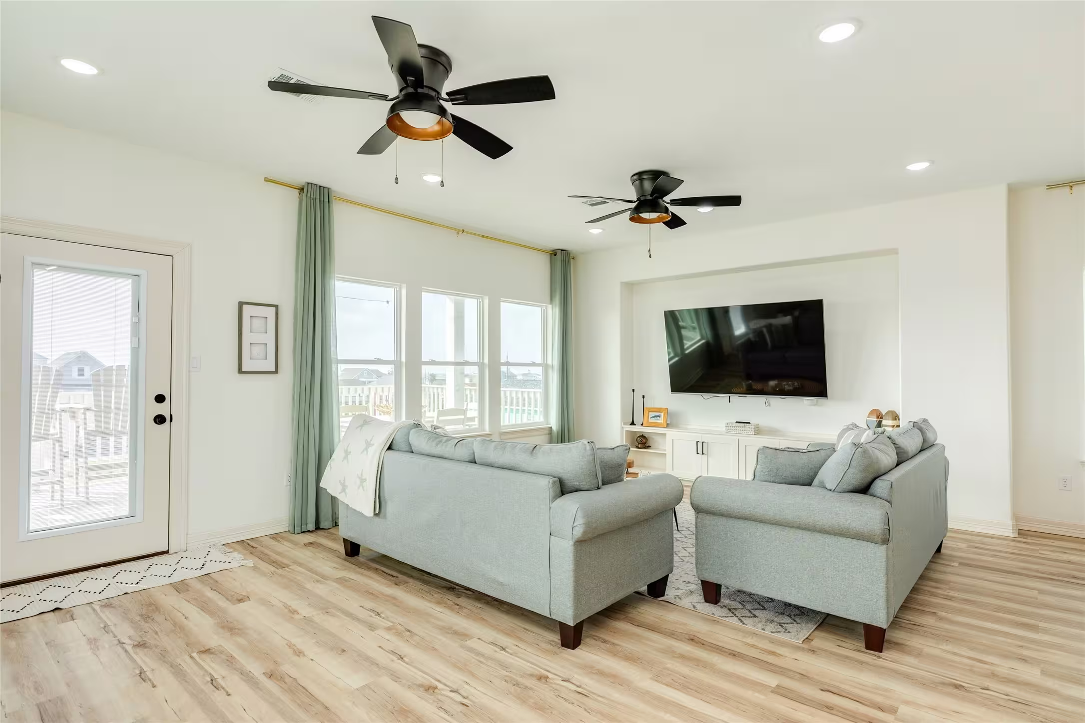 Photo 5 of 312 Seabean Street, Surfside Beach, TX