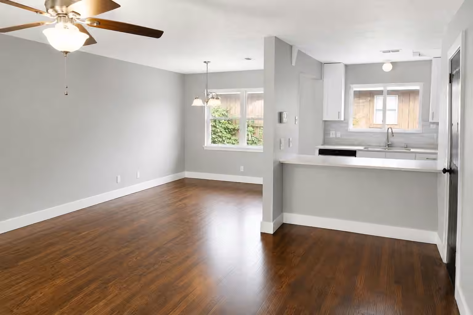 Photo 6 of 3002 Newcastle Drive, Baytown, TX
