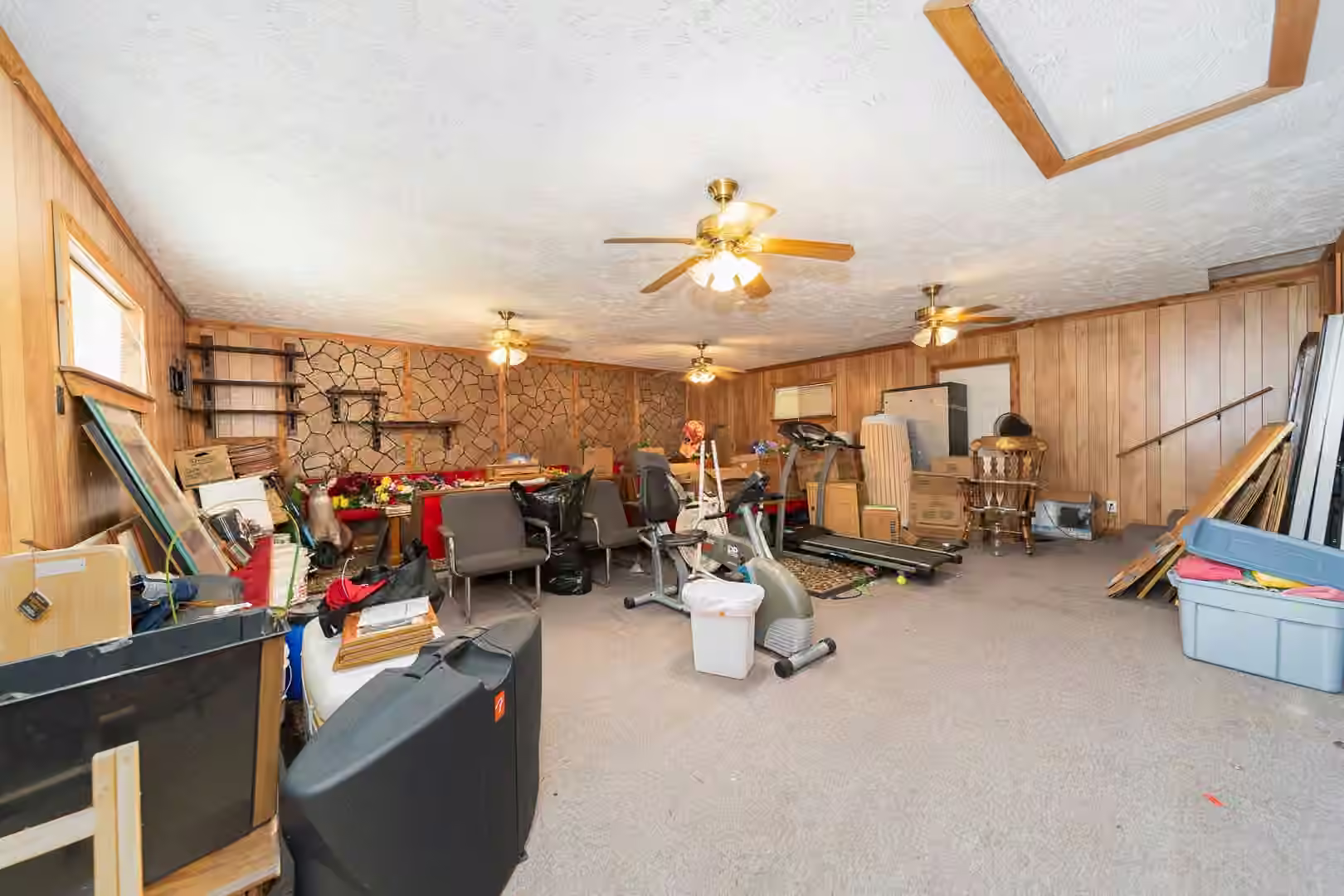 Photo 5 of 5802 Sheppard Road, Baytown, TX
