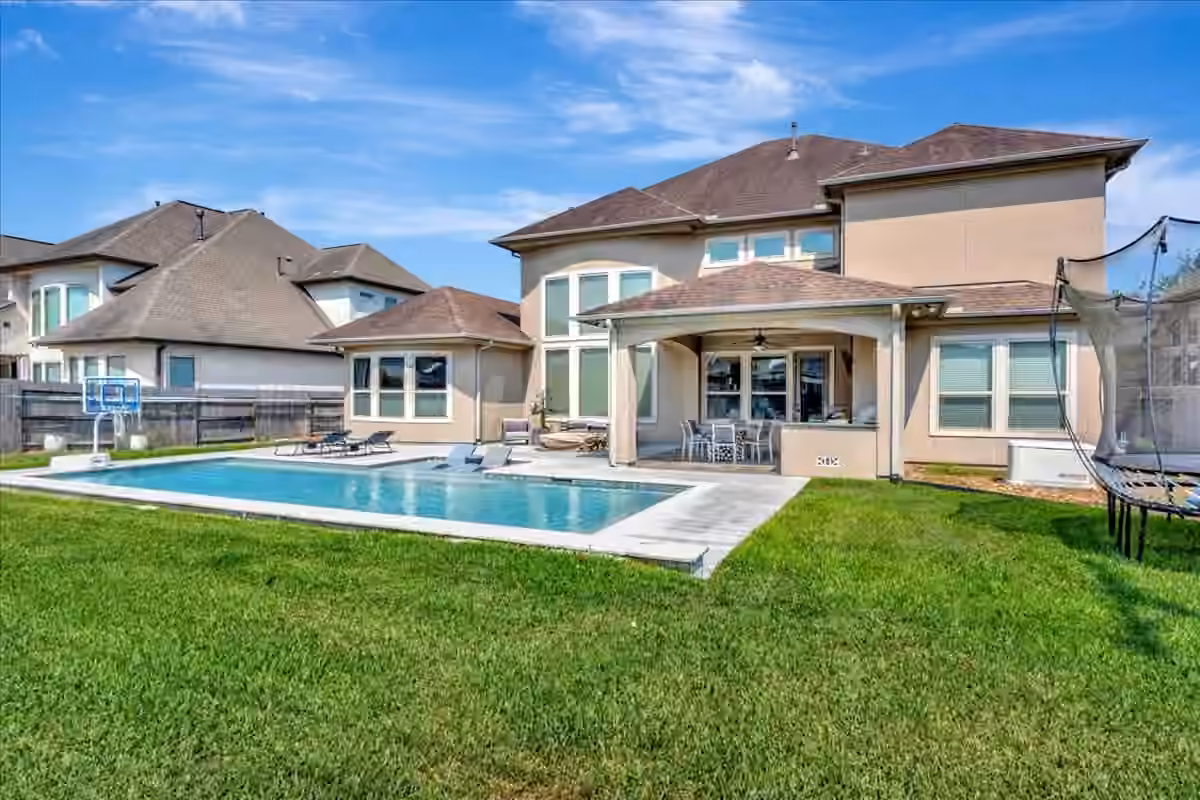 Photo 2 of 1310 Tamina Pass Lane, Friendswood, TX