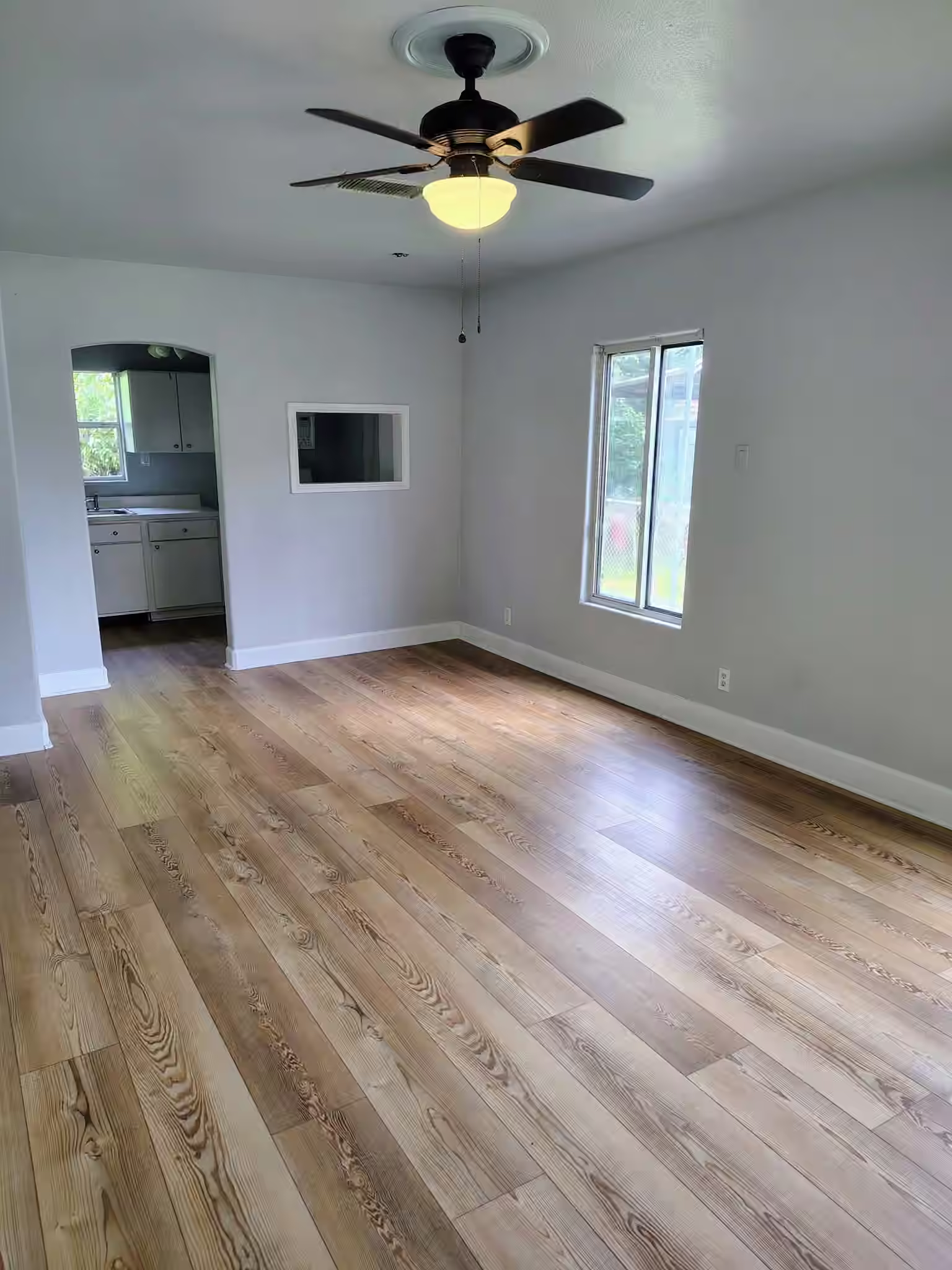 Photo 3 of 6316 Longview Street, Houston, TX
