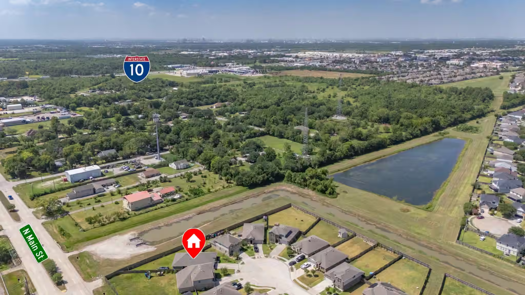Photo 2 of 7906 Tamarind Lane, Baytown, TX