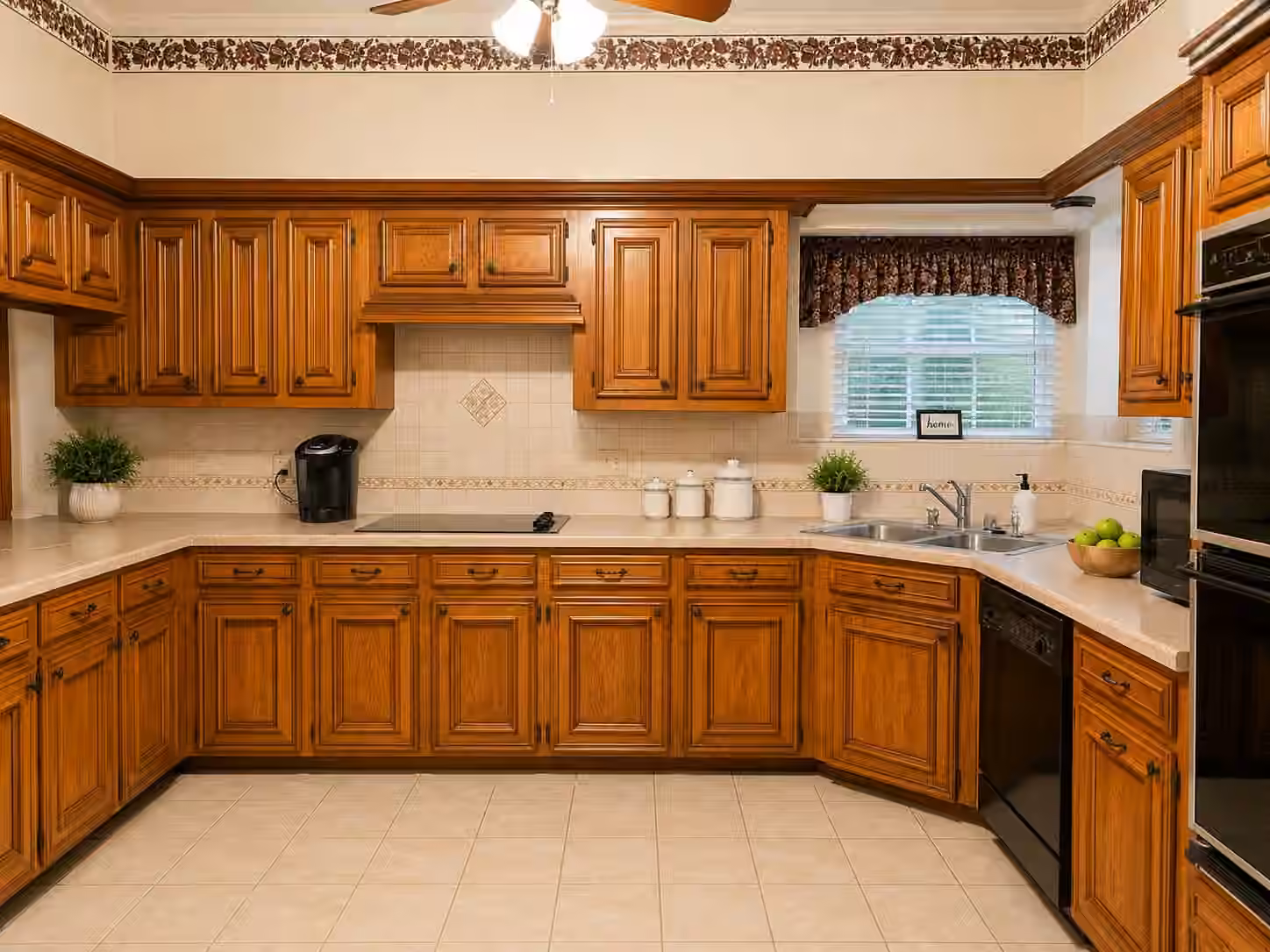 Photo 4 of 5518 Lacreek Lane, Spring, TX
