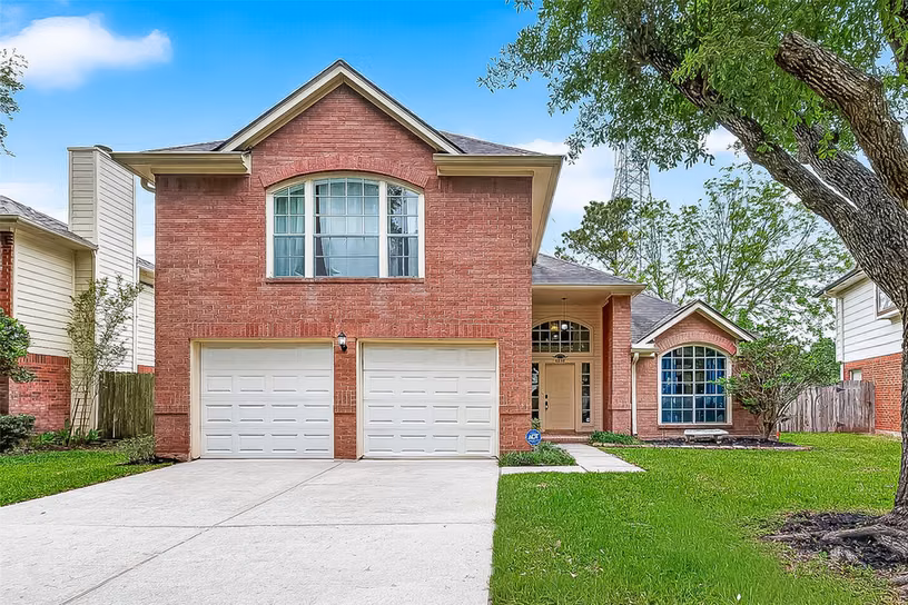 Photo 6 of 4210 W Meadows Drive, Sugar Land, TX