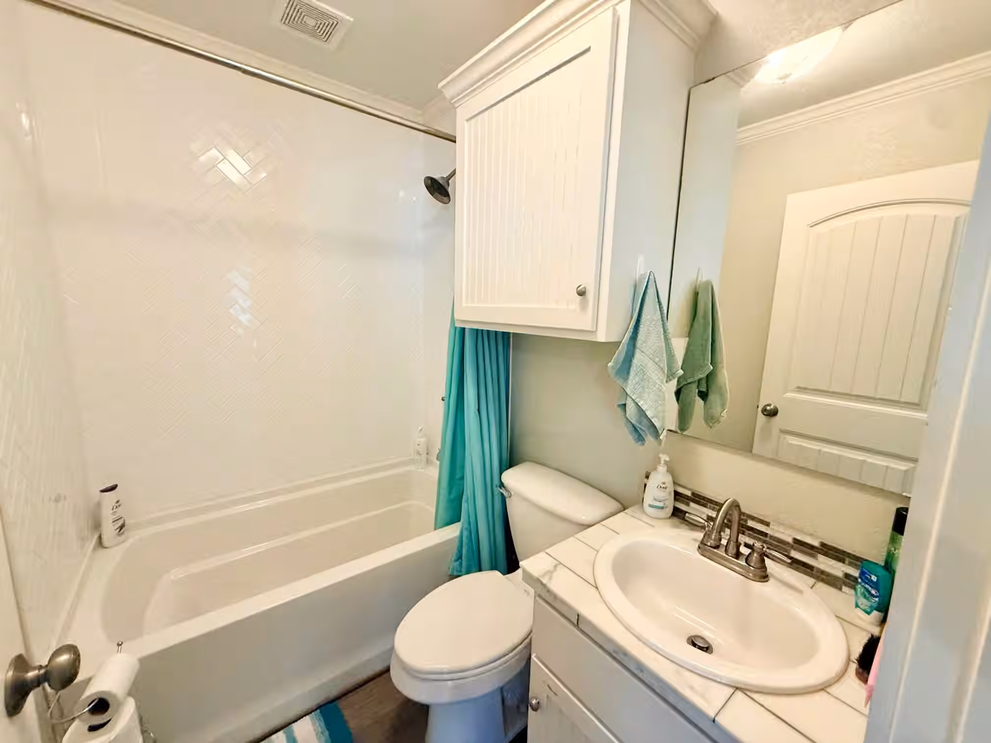 Photo 6 of 1017 E Miller Street, Angleton, TX