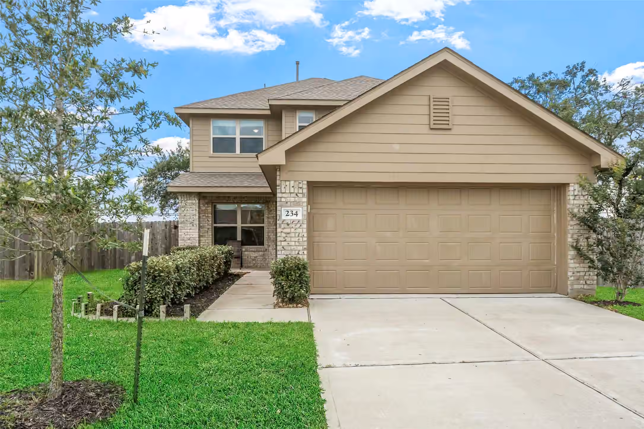 Photo of 234 Bennett Loop, Angleton, TX 77515