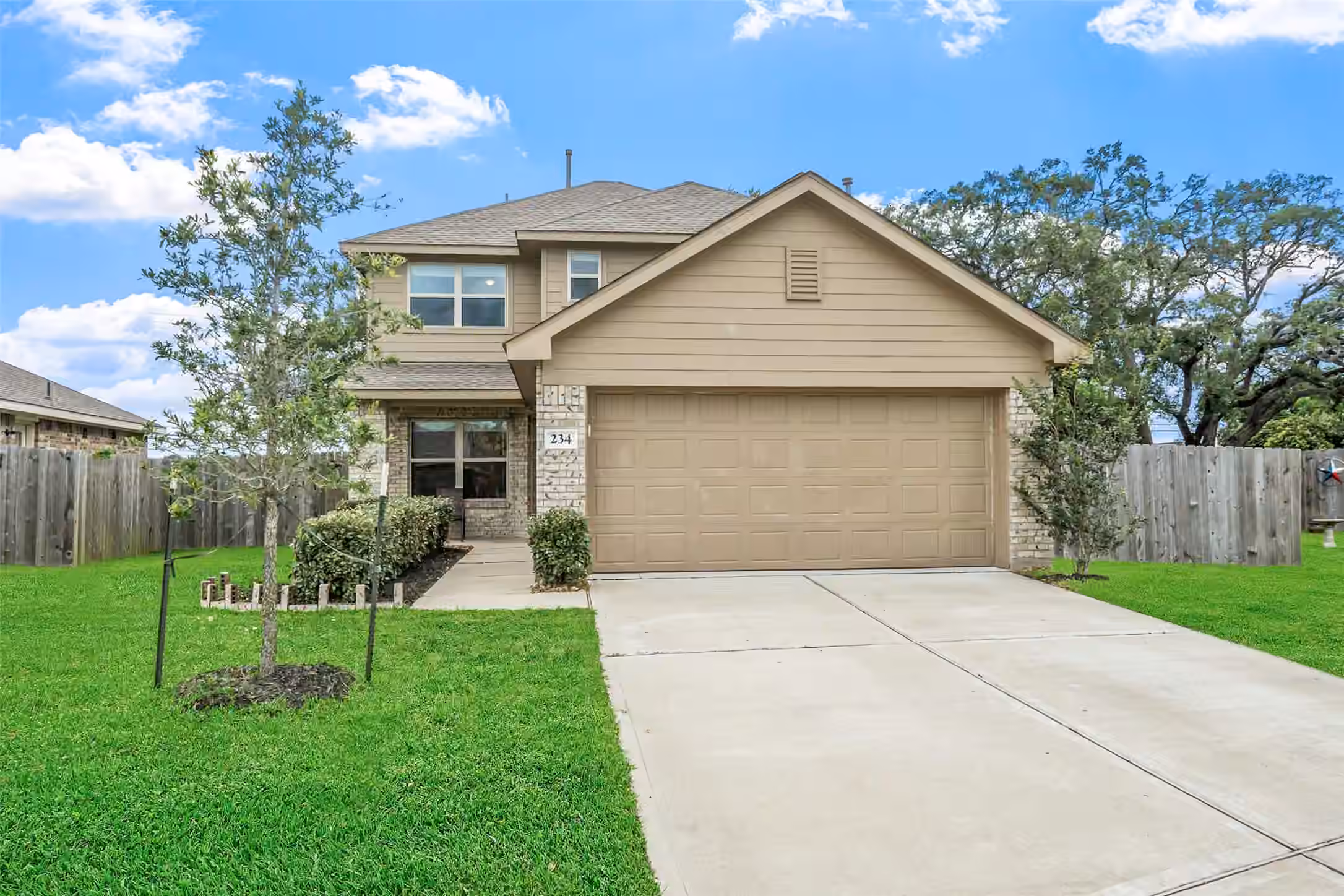 Photo 2 of 234 Bennett Loop, Angleton, TX