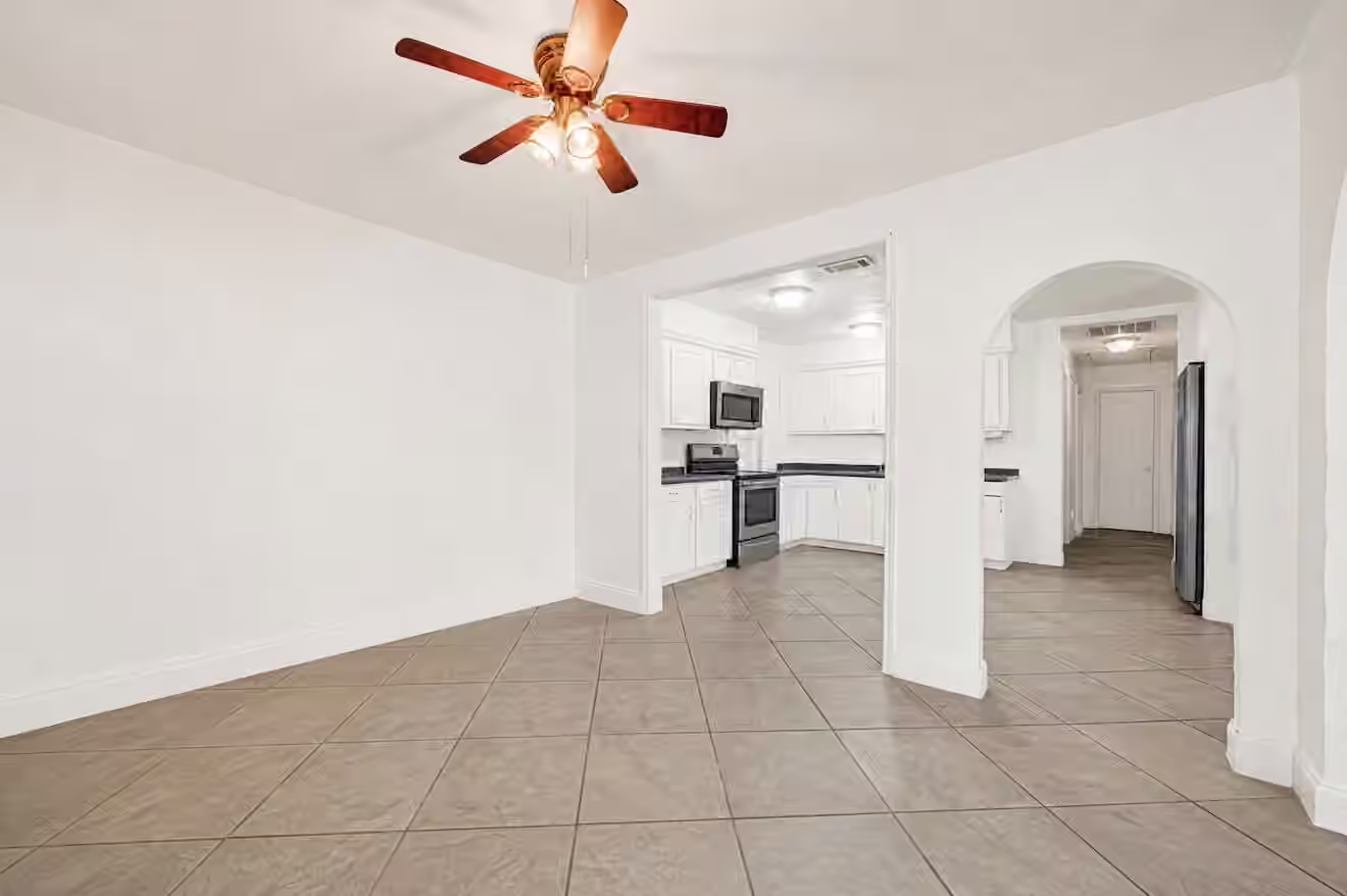 Photo 4 of 3319 Sophie Ann Drive, Pasadena, TX