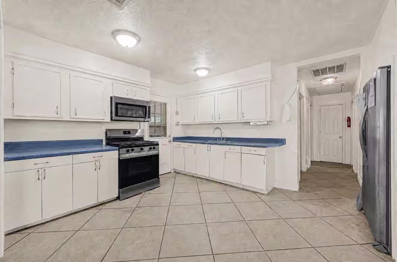 Photo 5 of 3319 Sophie Ann Drive, Pasadena, TX