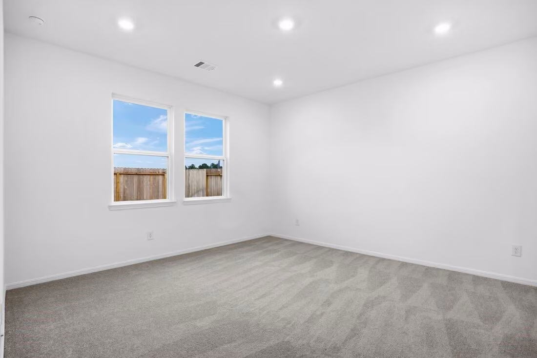 Photo 5 of 18122 Lone Hill Drive, Hockley, TX