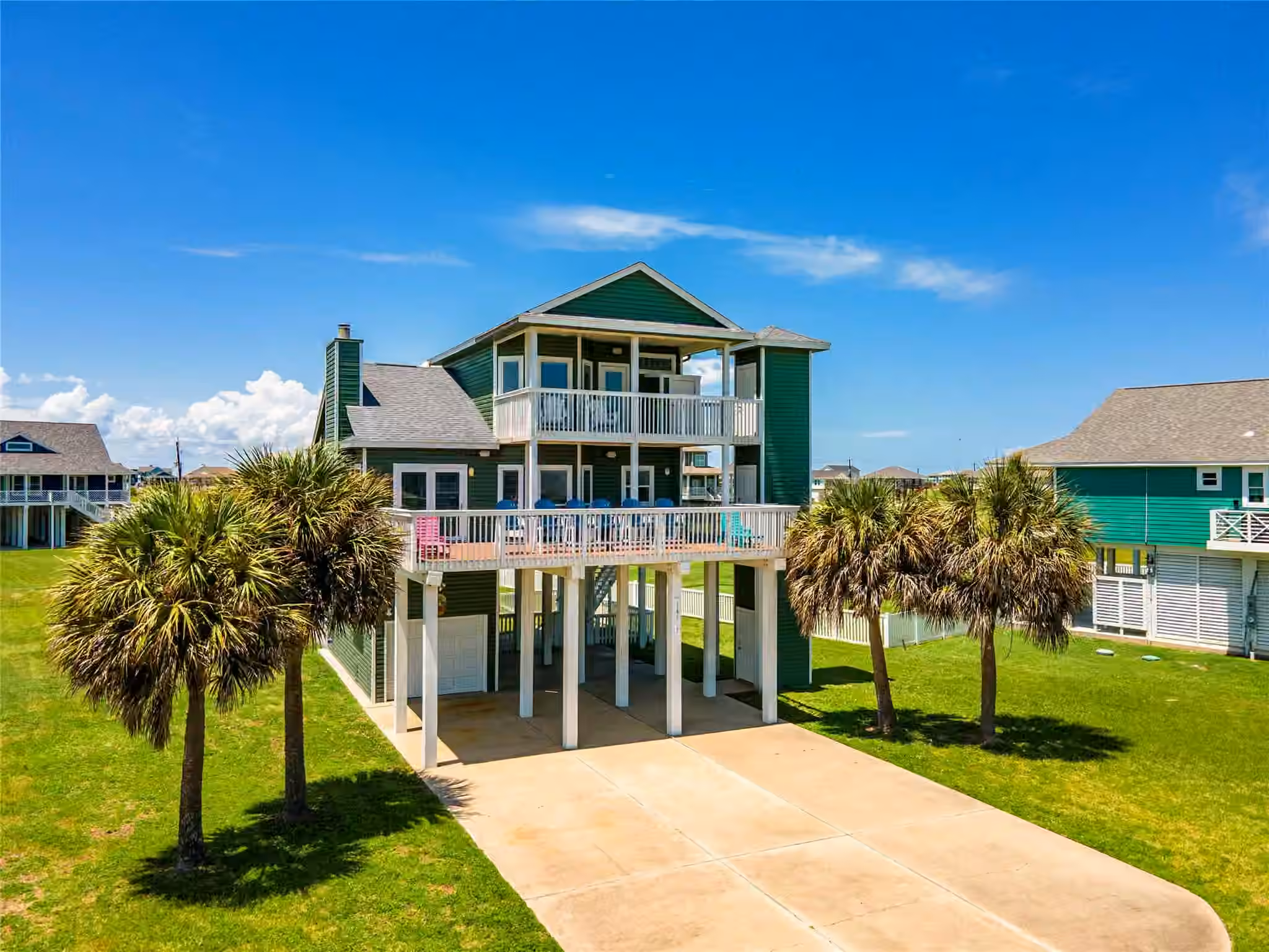 Photo of 18902 Shaman Drive, Galveston, TX