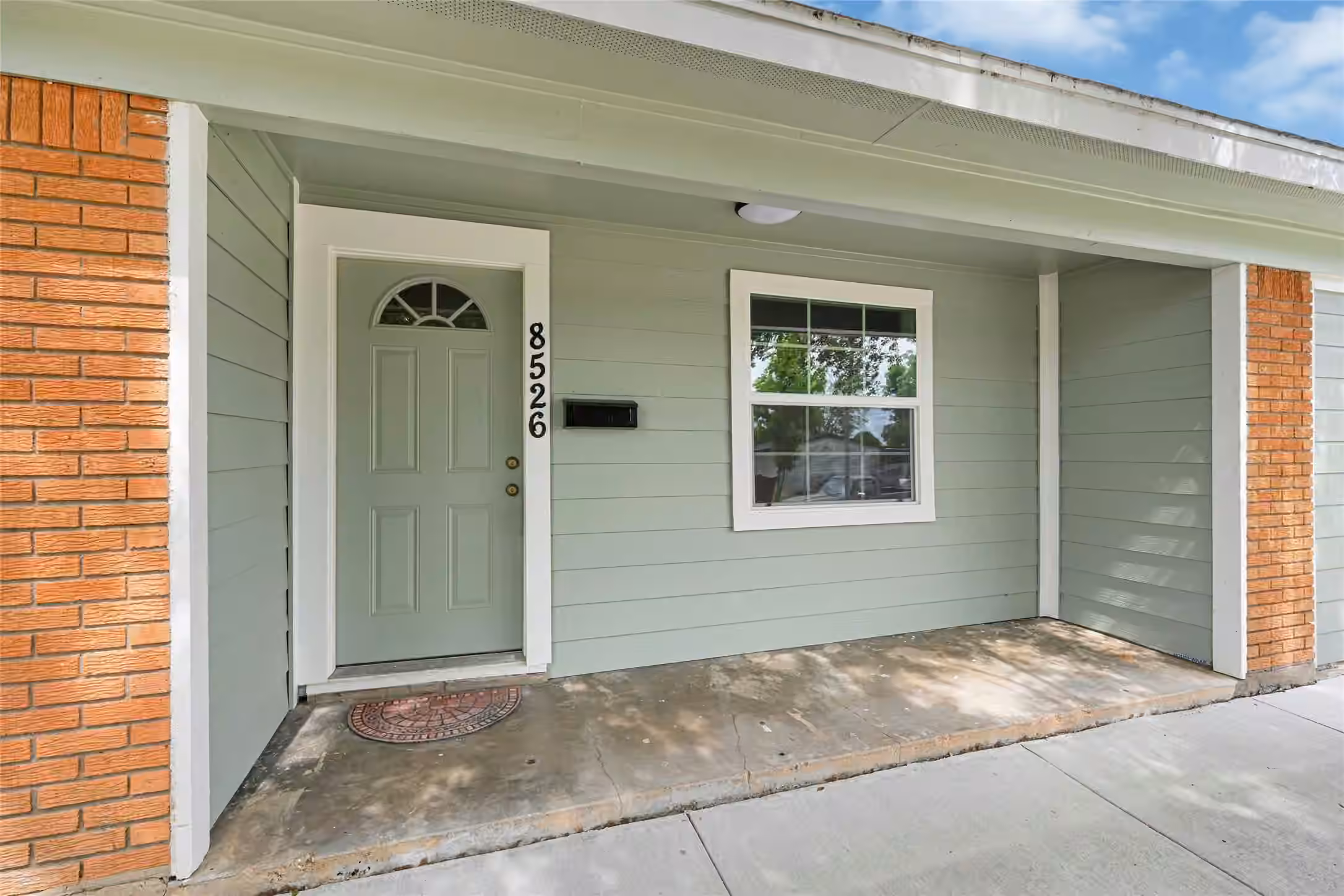 Photo 6 of 8526 Vennard Road, Houston, TX