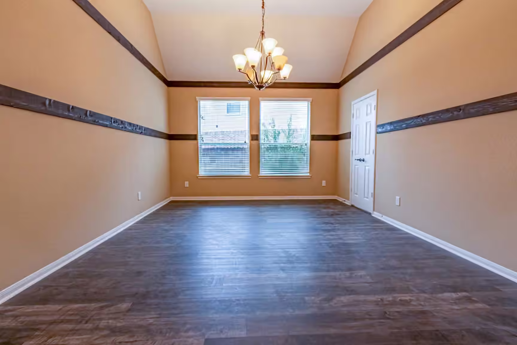 Photo 6 of 7907 Pacific Spring Lane, Richmond, TX
