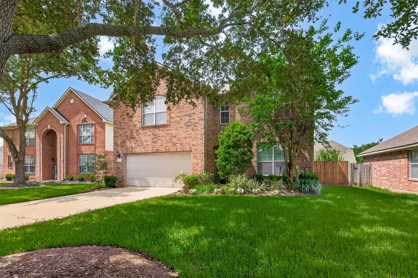 Photo 2 of 4103 Dusty Ridge Court, Missouri City, TX