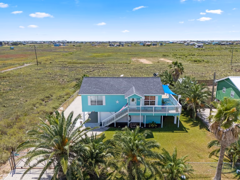 Photo 2 of 15509 Oceania, Sargent, TX