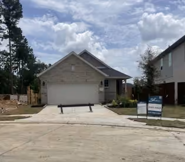 Photo of 30409 Creek Valley Drive, Magnolia, TX 77354