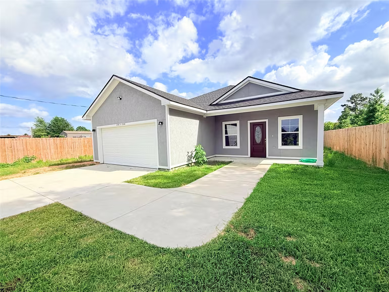 Photo of 2750 County Road 3540, Cleveland, TX 77327