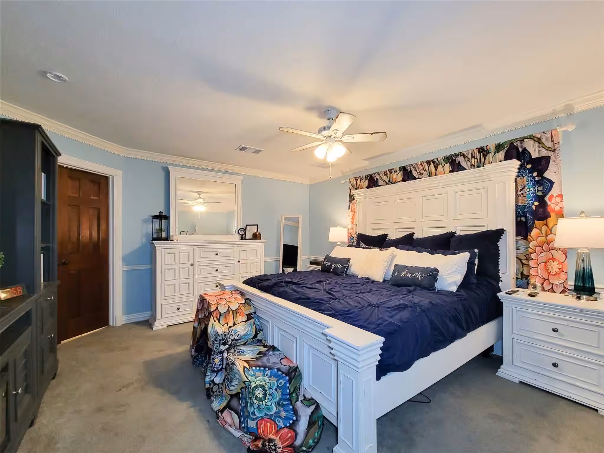 Photo 3 of 6235 Rolling Water Drive, Houston, TX