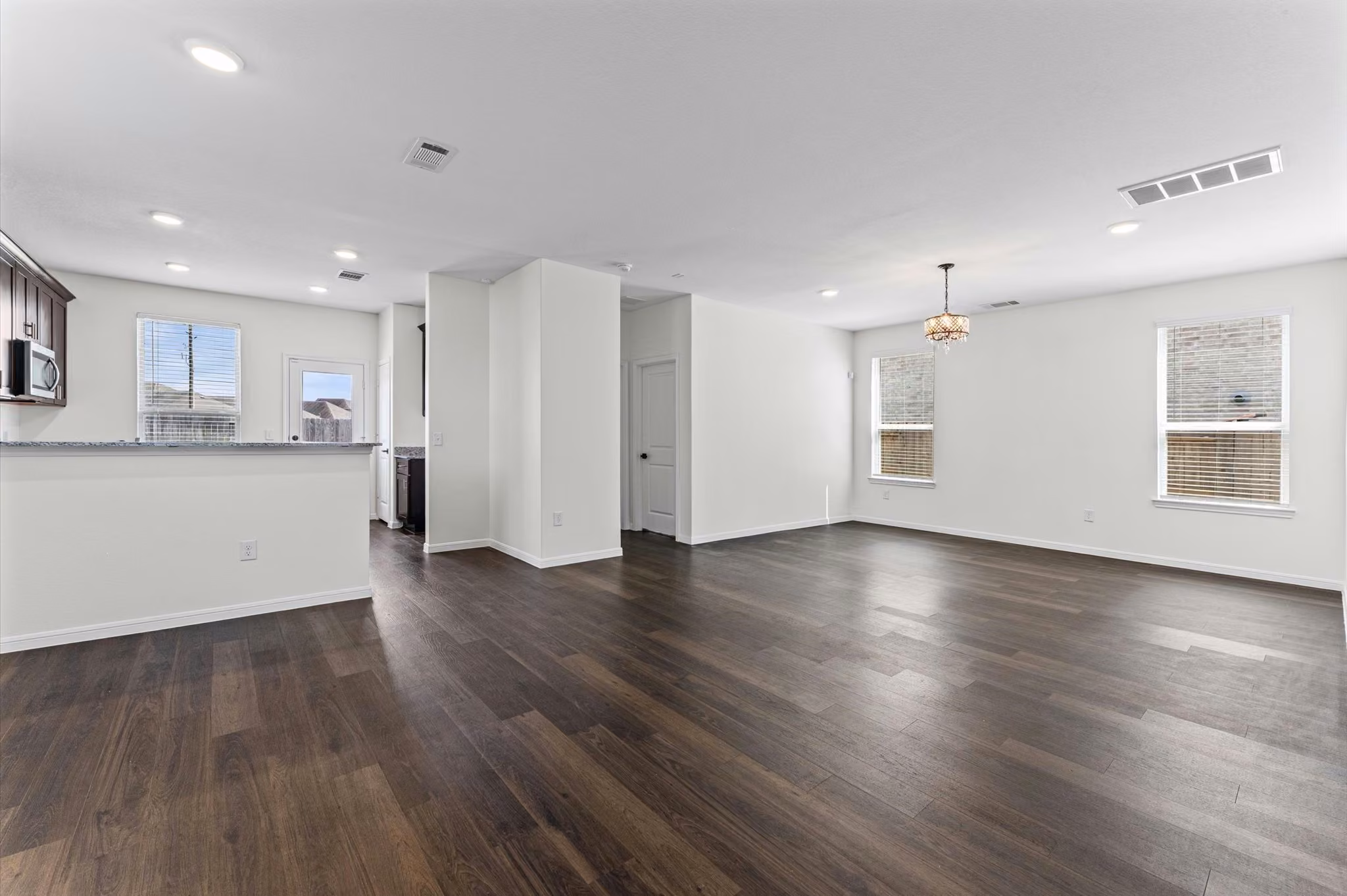 Photo 4 of 21119 Coral Blossom Lane, Cypress, TX