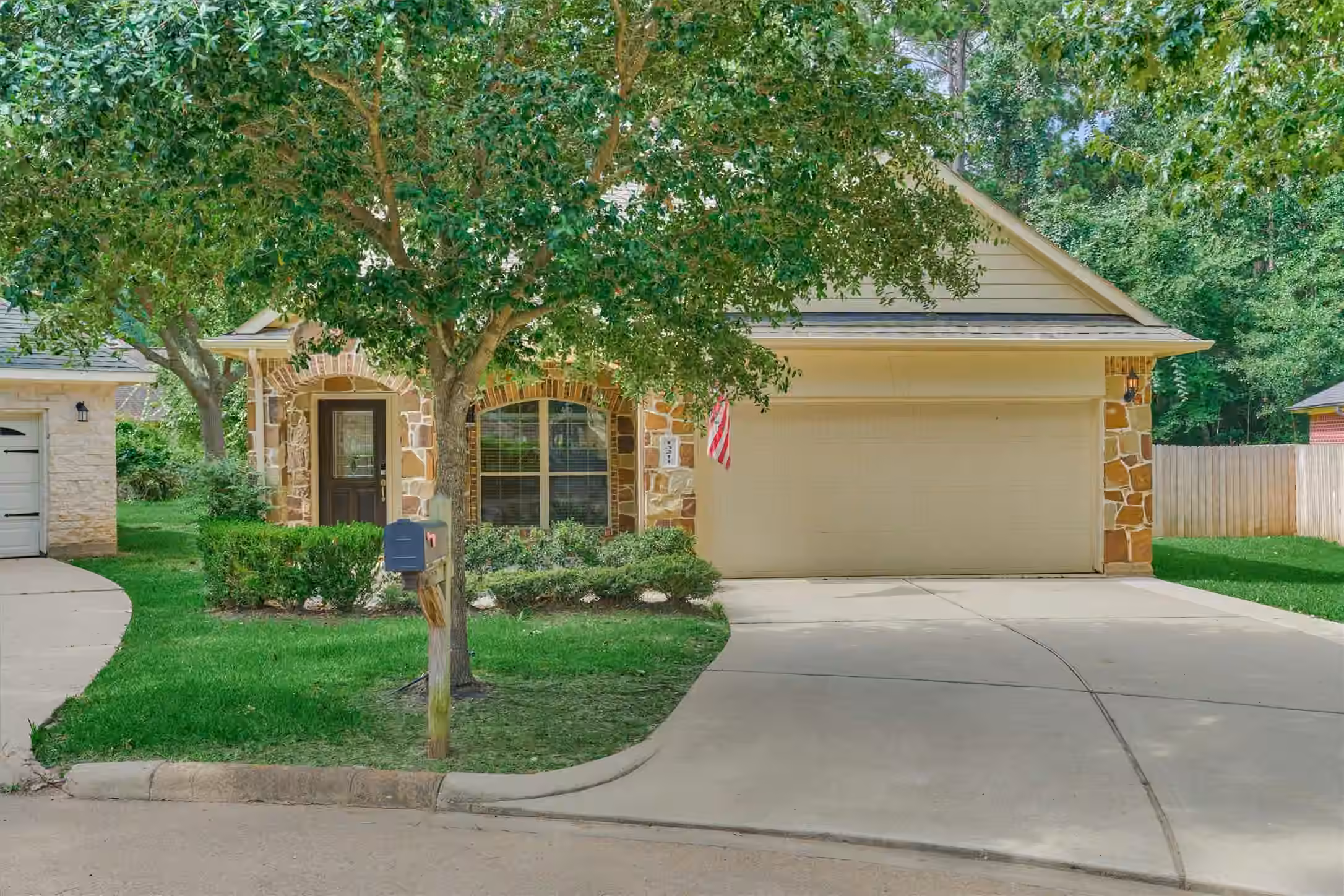 Photo 2 of 13211 Salem Circle, Montgomery, TX