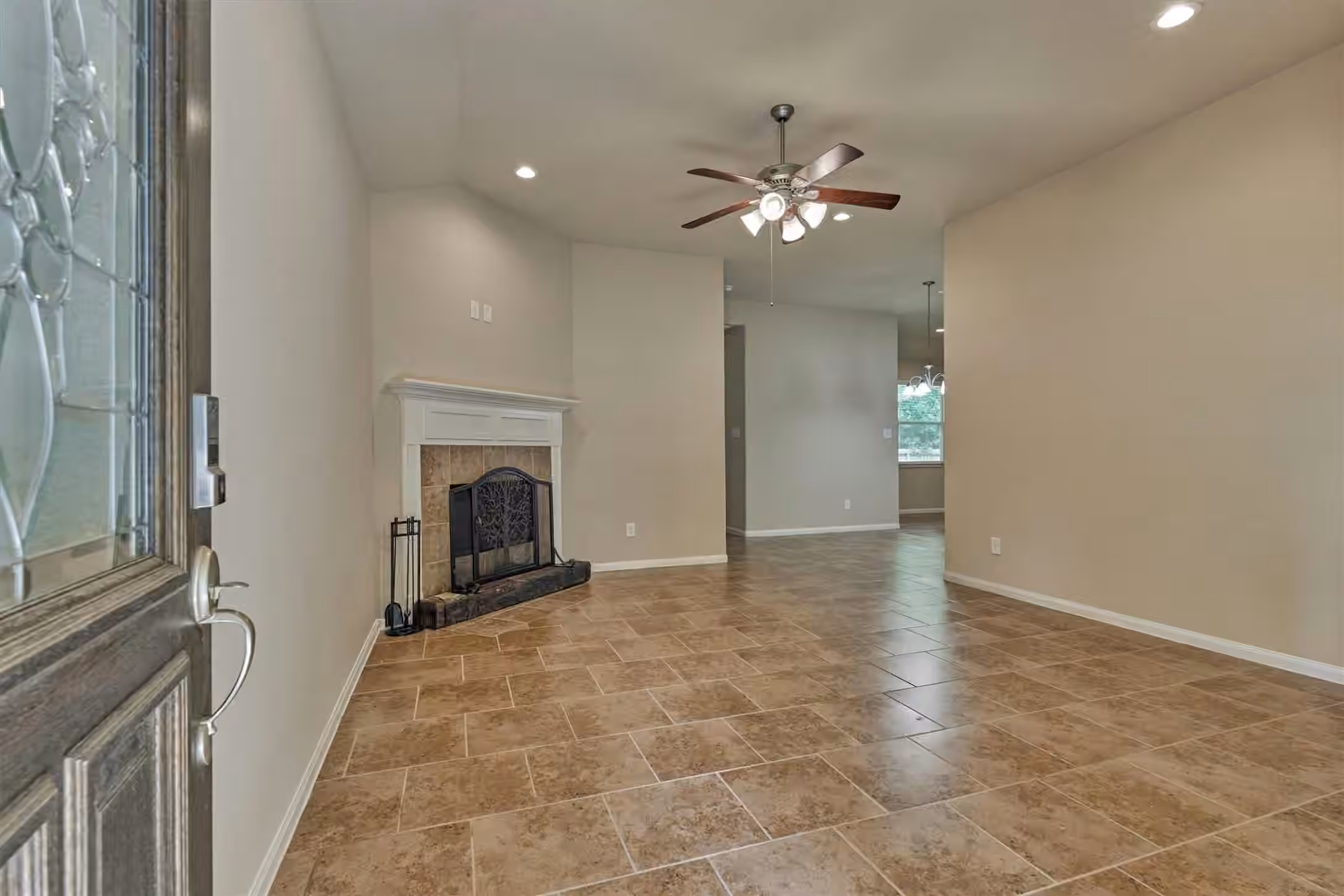 Photo 4 of 13211 Salem Circle, Montgomery, TX
