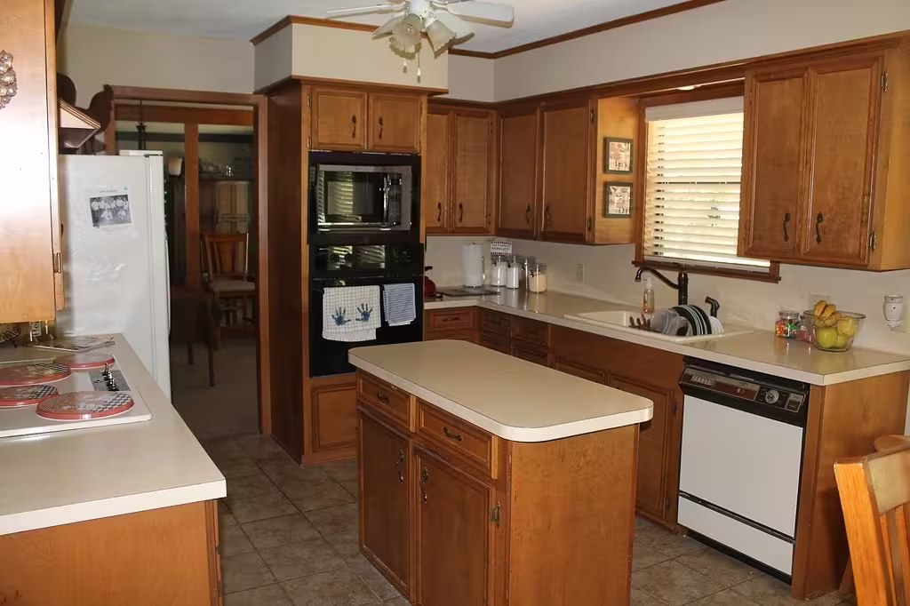 Photo 5 of 214 Briarwood Drive, Bellville, TX