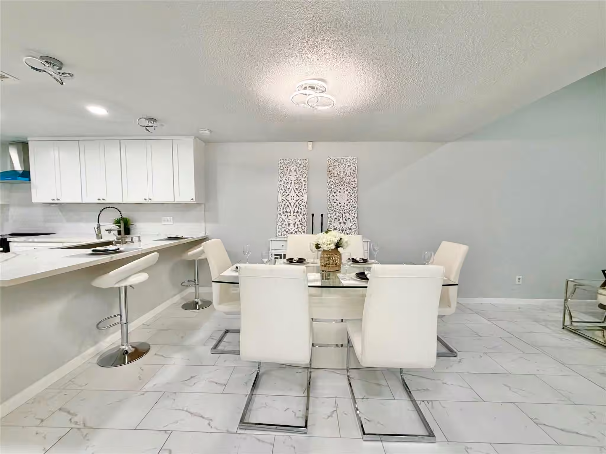 Photo 7 of 6430 Grandvale Drive, Houston, TX