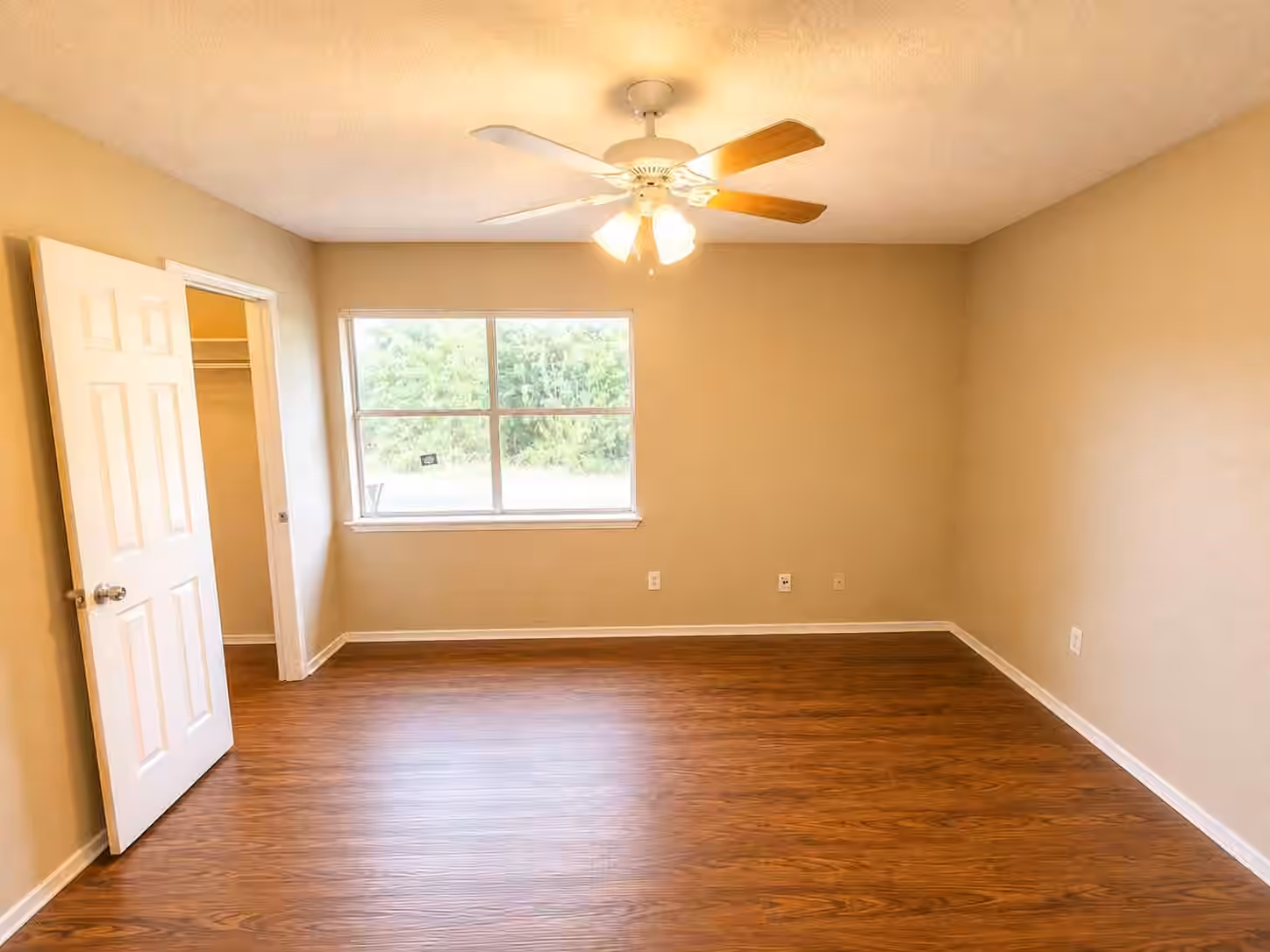 Photo 7 of 5407 Farley Drive, Houston, TX