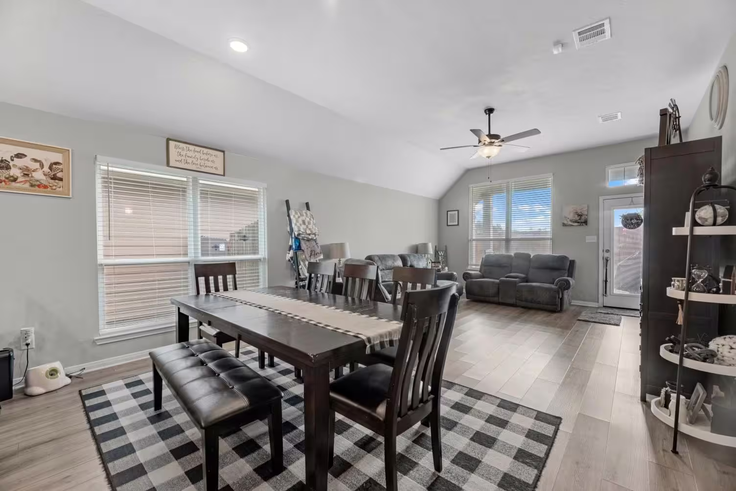 Photo 6 of 108 Alessandra Way, Huntsville, TX