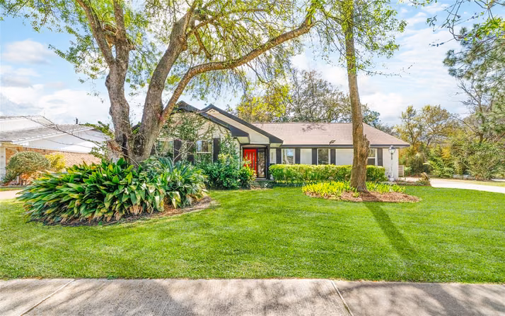 Photo of 5347 Rutherglenn Drive, Houston, TX 77096