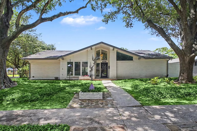Photo of 5603 Grape Street, Houston, TX 77096