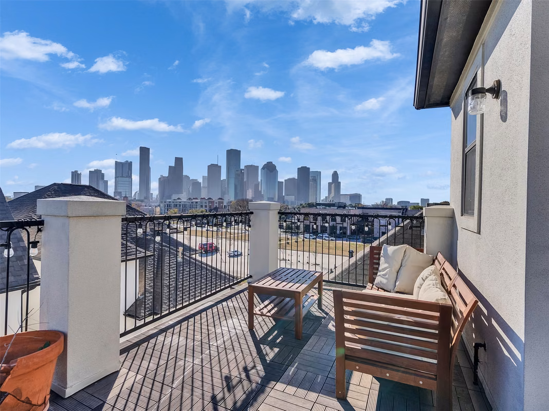 Photo of 1877 Dart Street, Houston, TX