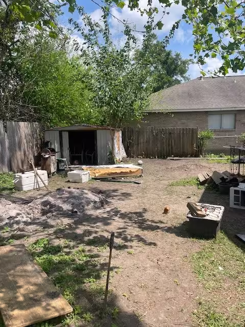 Photo 2 of 611 7th Street, Humble, TX