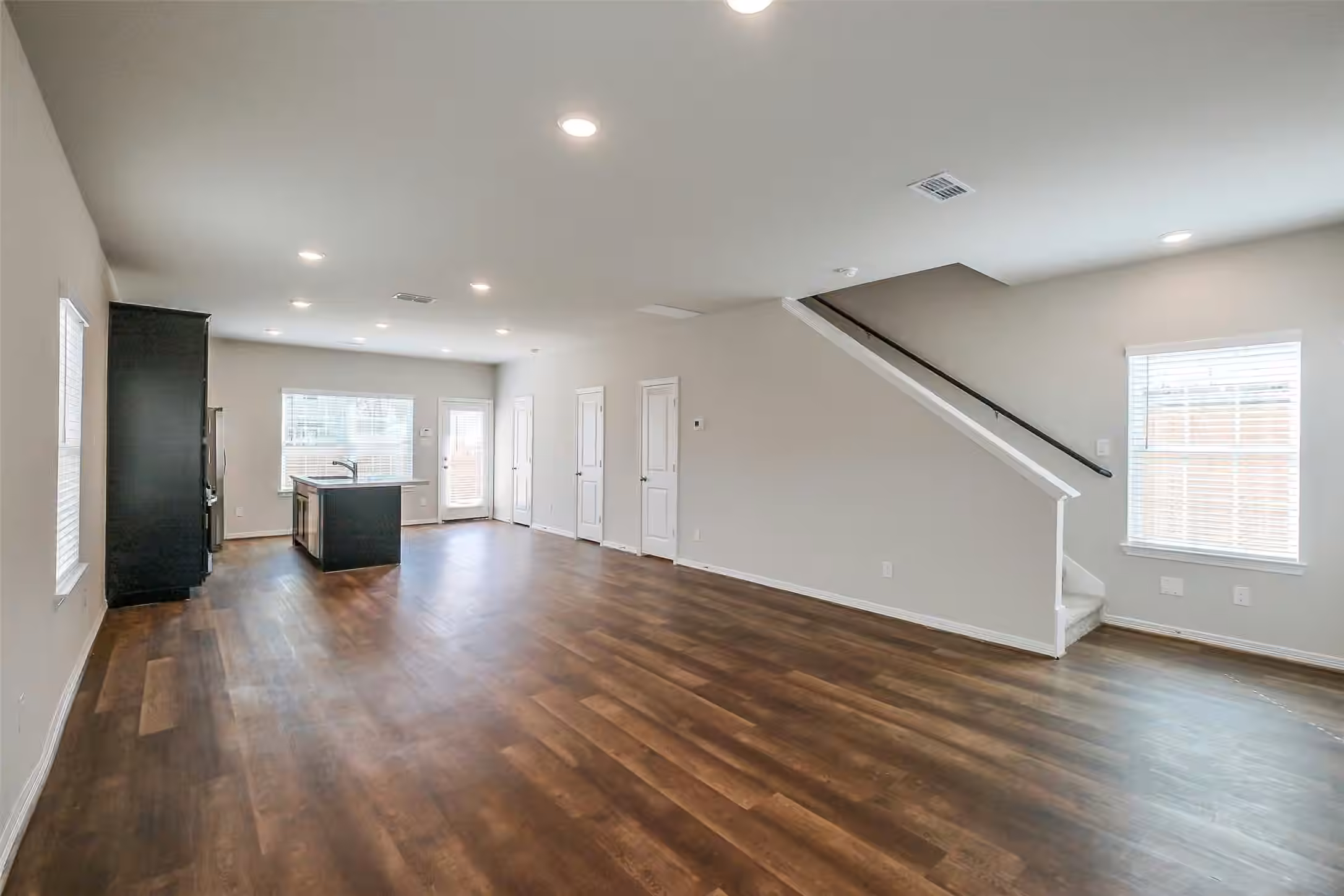 Photo 7 of 6407 Paris Street, Houston, TX