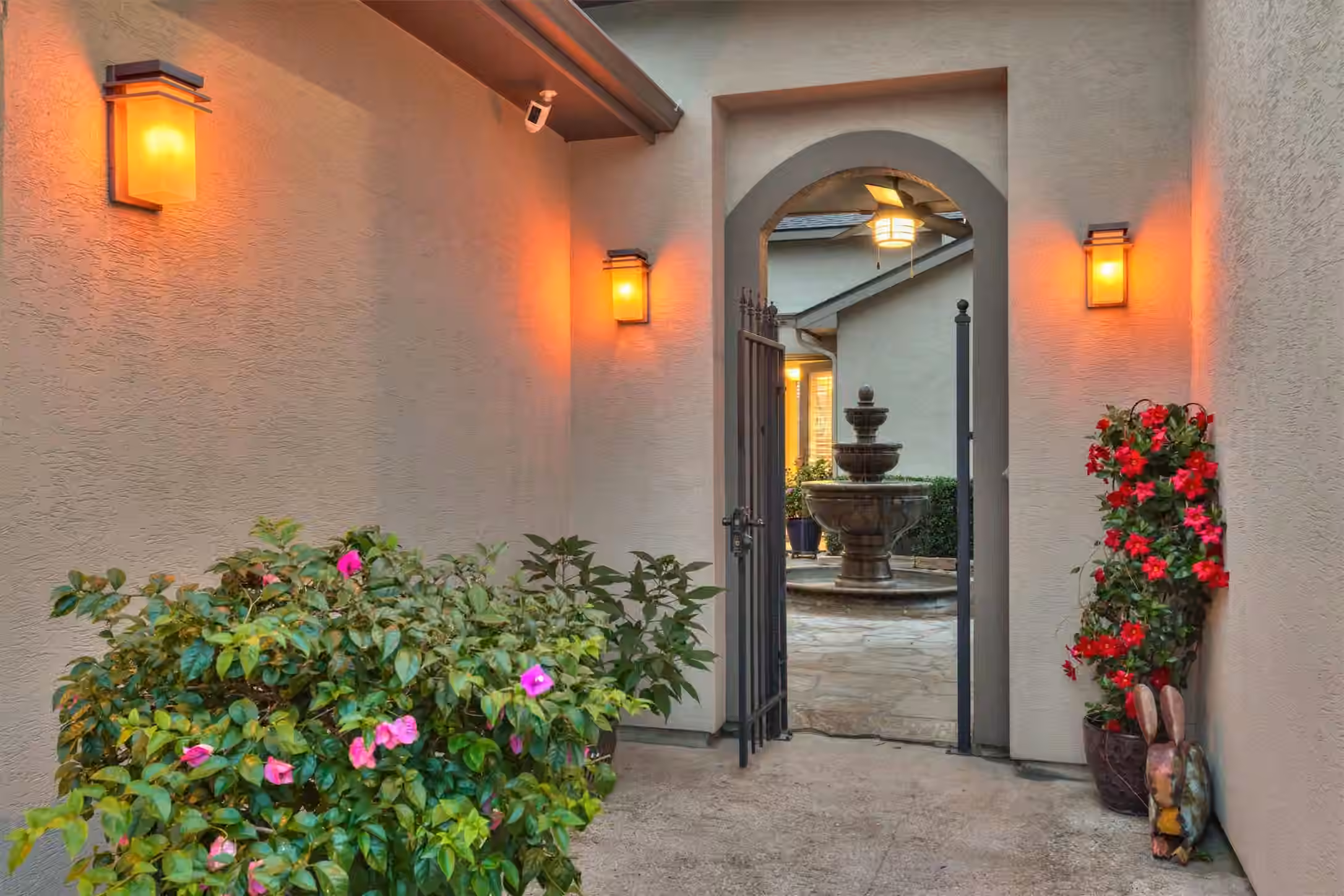 Photo 3 of 11560 Grand View Drive, Montgomery, TX