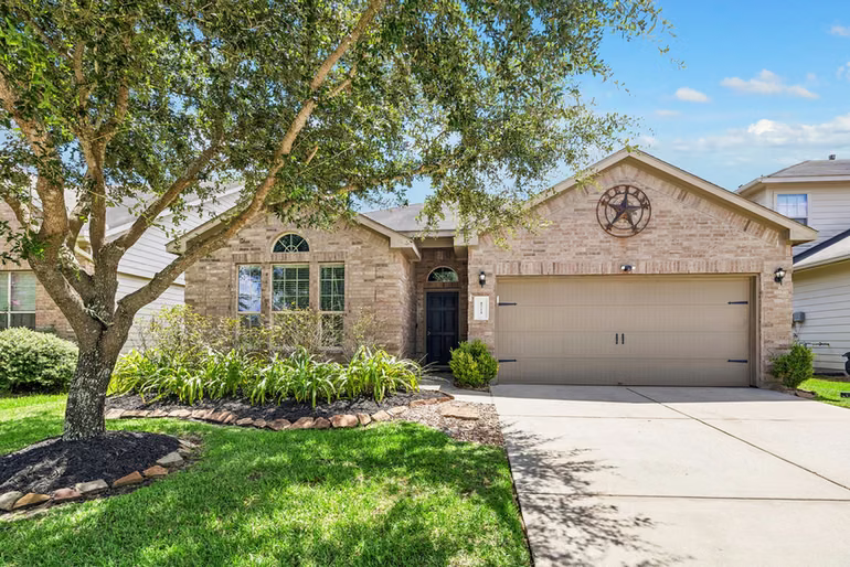 Photo of 8715 Sunrise Canter Drive, Tomball, TX 77375