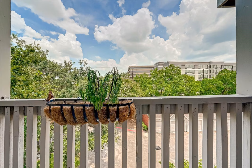 Photo 3 of 1330 Old Spanish Trail 8311, Houston, TX