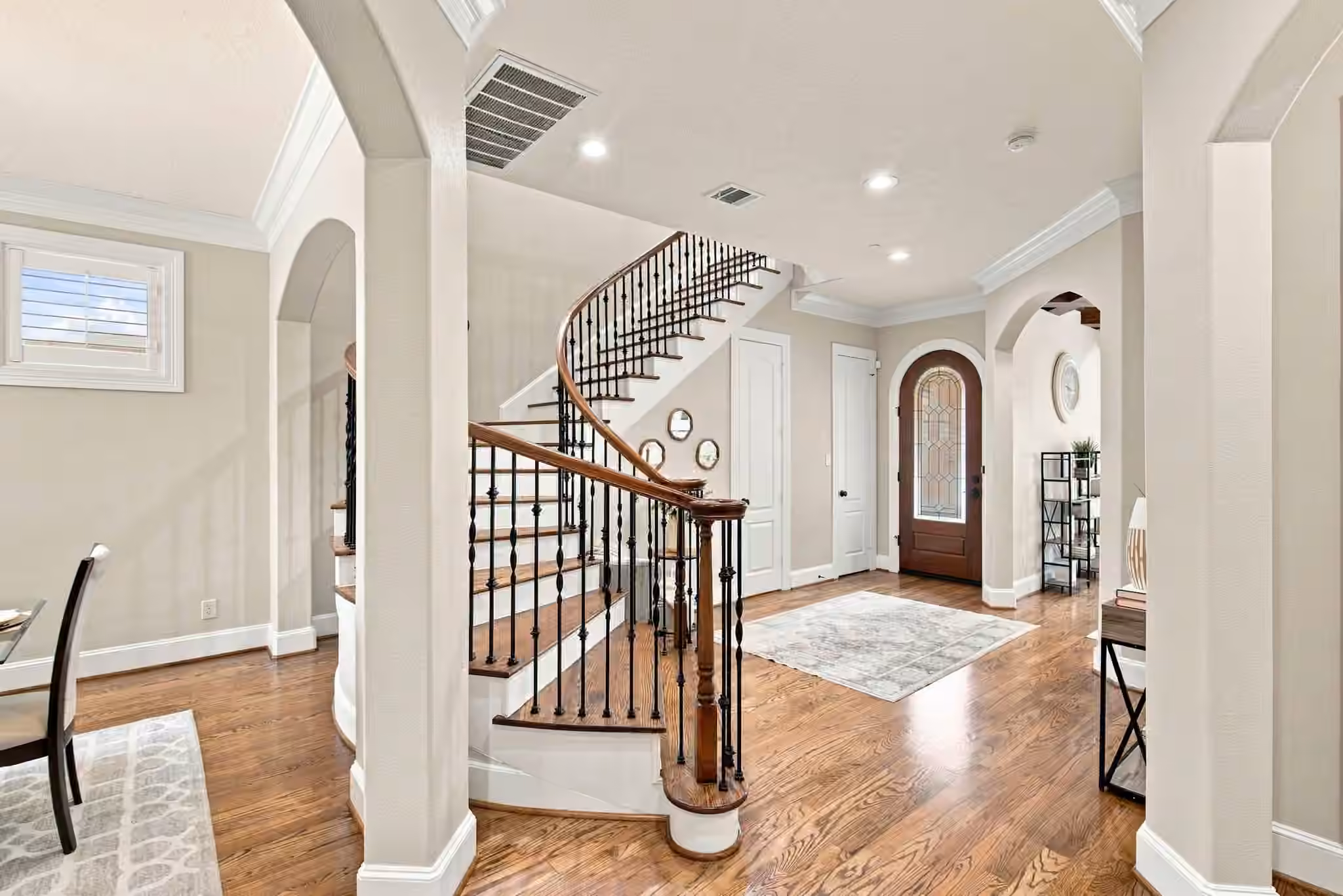 Photo 6 of 19 N Creekside Court, Houston, TX