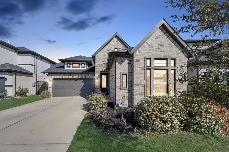 Photo of 28910 Hauter Way, Fulshear, TX