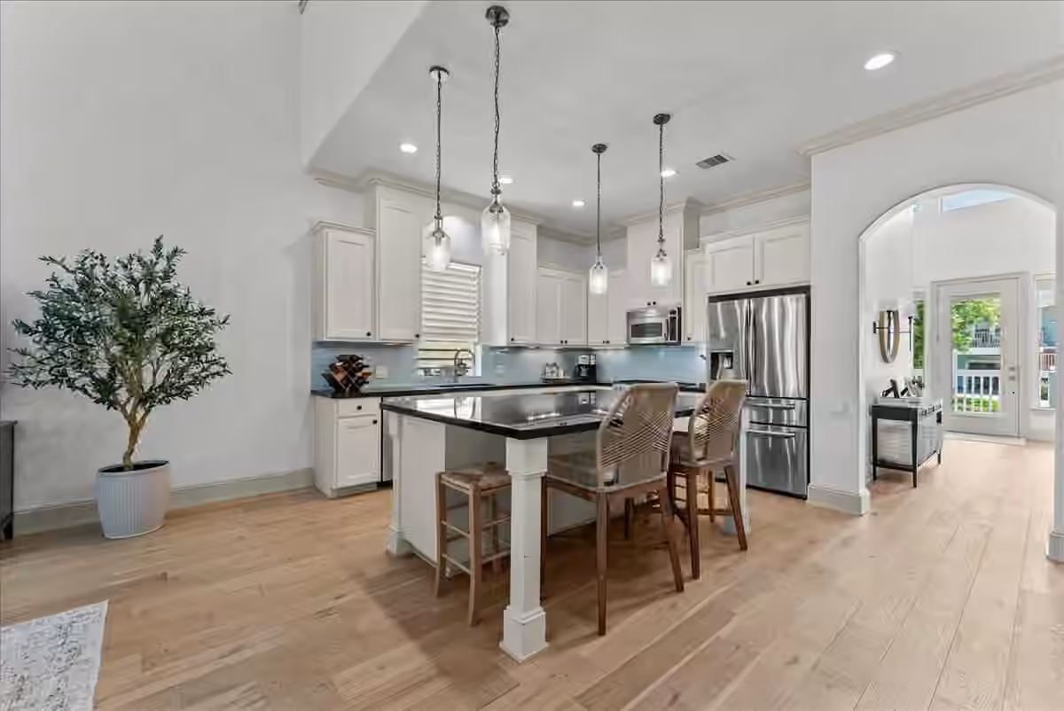 Photo 5 of 208 Valmar Street, League City, TX