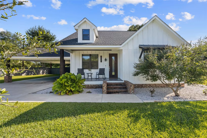 Photo of 2021 Strangmeier Road, Brenham, TX 77833
